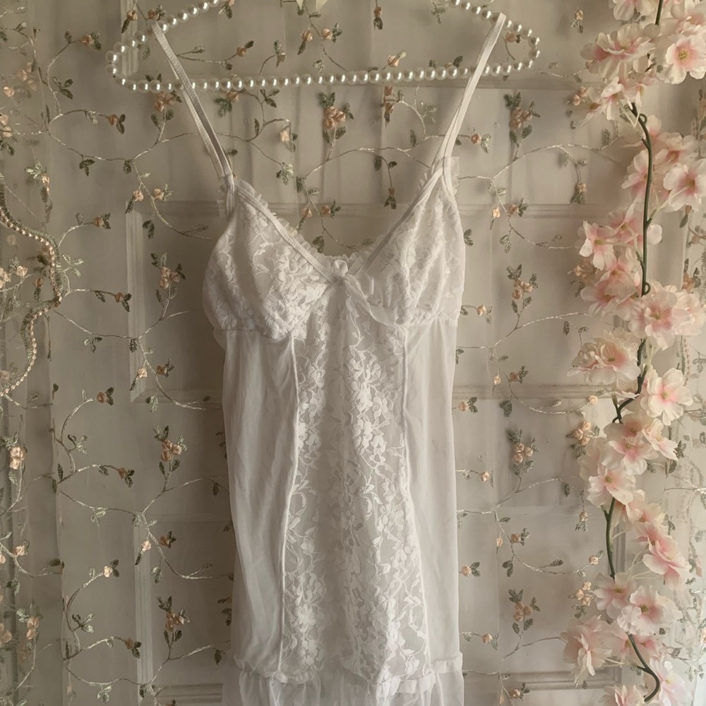 coquette white lace cami size S